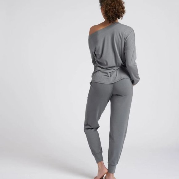 Universal Standard Dolci long sleeve top - Picture 8 of 8